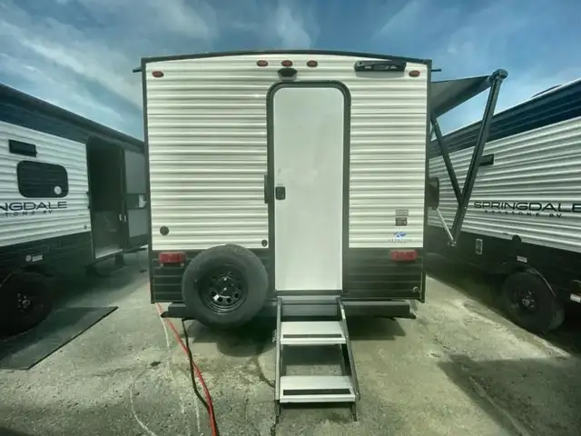 2025 Keystone RV Springdale Classic Mini 1400RE in Travel Trailers & Campers in Bedford - Image 8