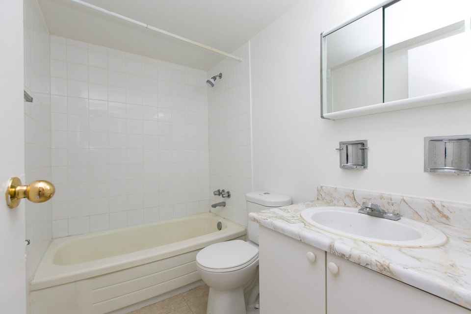 222 Nonquon Road - 1 bedroom Apartment for Rent 3