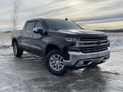 AMVIC Licensed Dealer Heated & Ventilated Front Seats | Heated Rear Seats | Premium Chevrolet Infota...