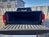 You will be proud to call this awesome vehicle yours. 2020 GMC Sierra 1500 SLE 4x4 V8 Power, Proven... (image 5)