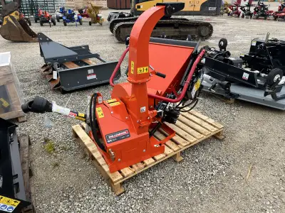 Iron Inventory Inc! Wallenstein BX36R wood chipper 3.5 chipping capacity hydraulic feed list $5600 S...