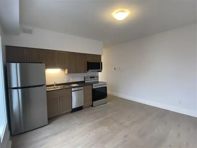 Welcome to 29 Metcalf Street – Modern Living in the Heart of the in Long Term Rentals in Saint John - Image 4
