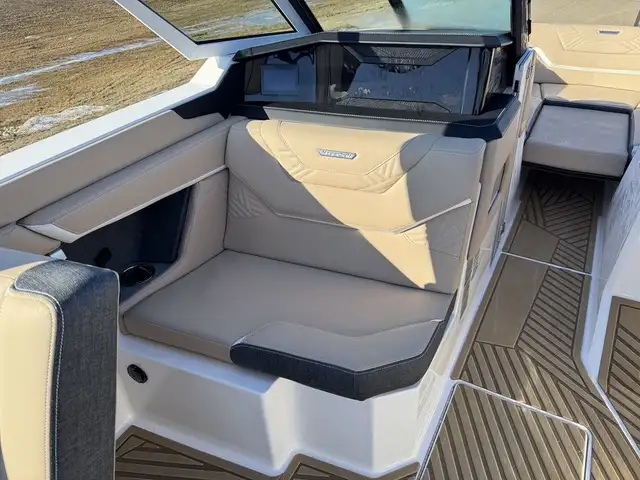 2025 Mastercraft XStar 23 in Powerboats & Motorboats in St. Albert - Image 15