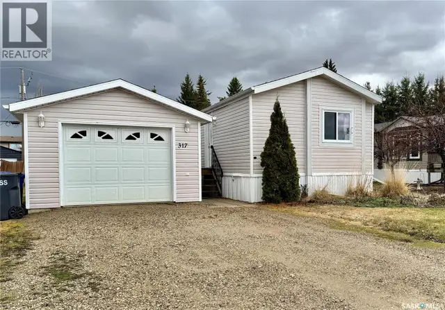 317 Riedel AVENUE E Langenburg, Saskatchewan in Houses for Sale in Regina - Image 32