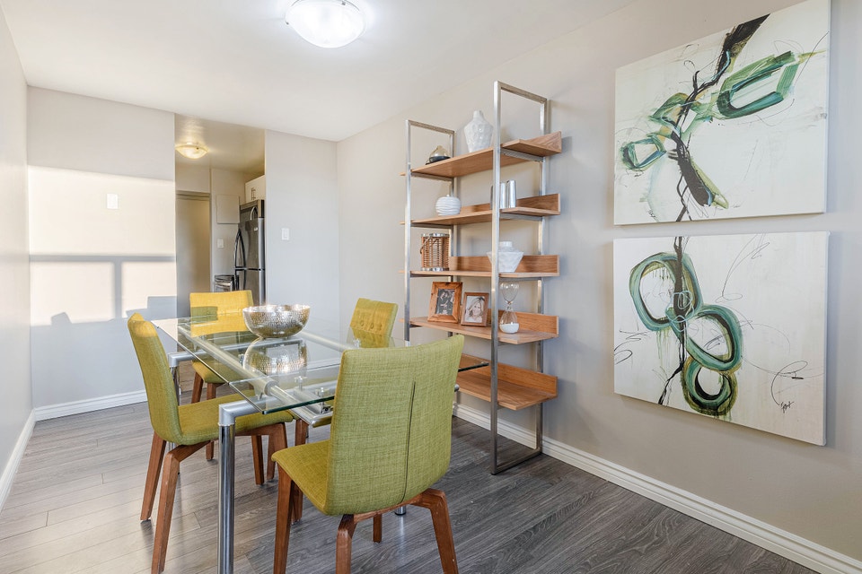 Modern Updated 2 Bedroom in a Classic Building Near Downtown 5