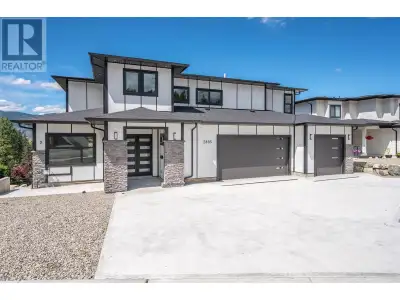 Nestled in Wiltse/Valleyview neighbourhood, this extraordinary 3 storey estate combines breathtaking...