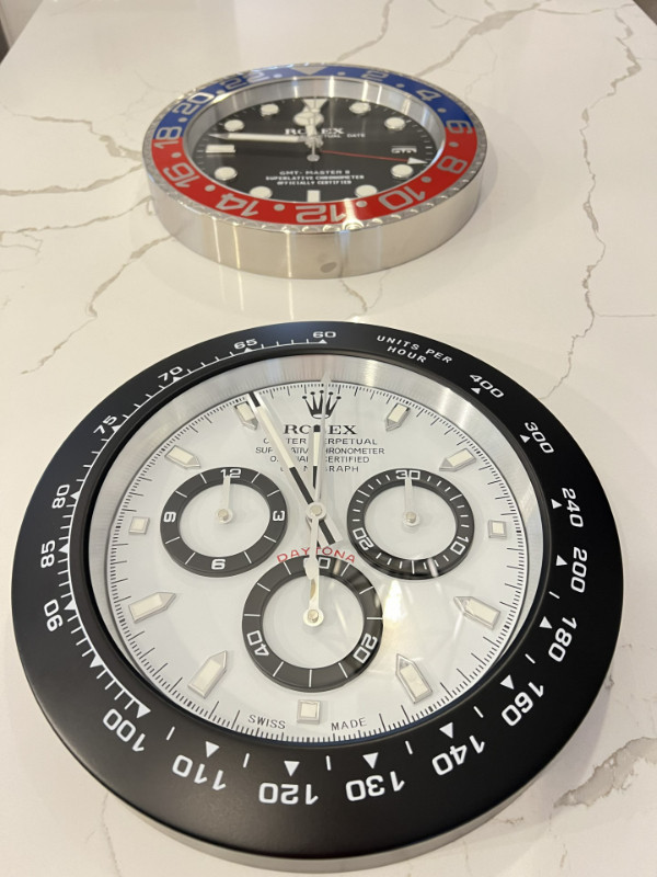 2024 PANDA New ARRIVALS Rolex Breitling Wall/Stand Clocks in Jewellery & Watches in Mississauga / Peel Region - Image 2