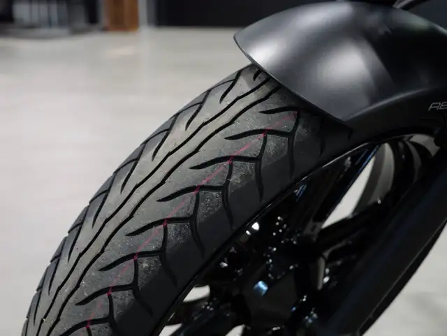 2026 Kawasaki Vulcan S Motorcycle / Cruiser in Street, Cruisers & Choppers in Trenton - Image 18