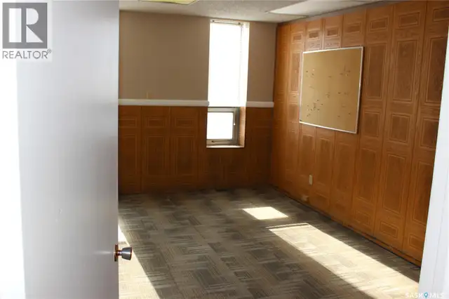 444 RIVER STREET W Moose Jaw, Saskatchewan in Commercial & Office Space for Sale in Moose Jaw - Image 11