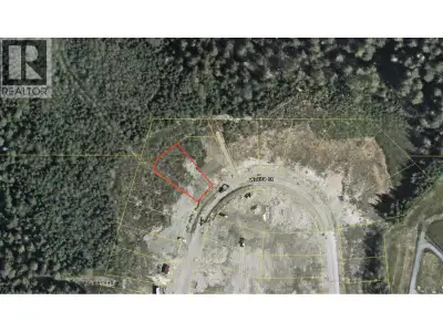 Build your dream home in Forest Heights. This 14,201 sq ft lot offers great sun exposure, is surroun...