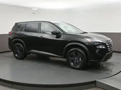 See Dealer Website for Details. 2026 Nissan Rogue SV Moonroof ... Engine: 3 Cylinder Engine 1.5L L/1...