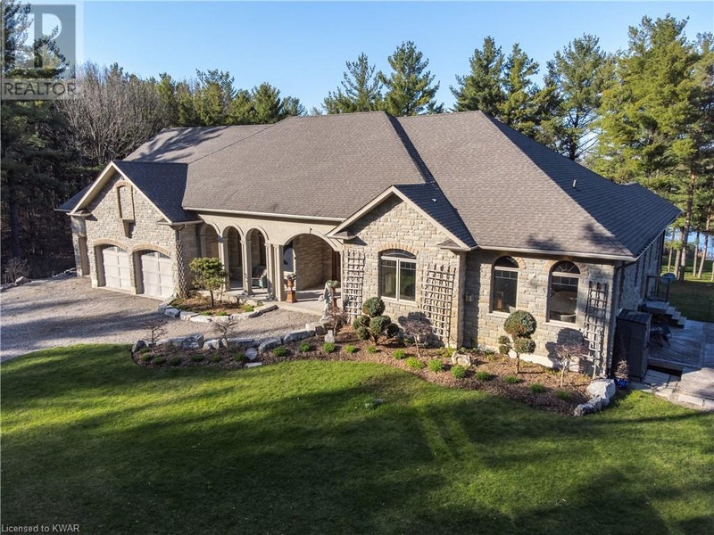 2086 QUEEN Street Petersburg, Ontario Houses for Sale Kitchener