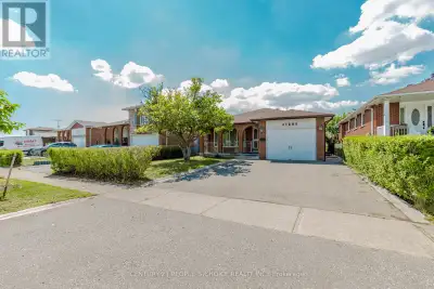 Bright & Spacious, Open Concept, Gorgeous All Brick 4 Level Detached House At Prime Location! Very W...