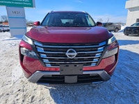 Seize command of the road in this nearly new, top-tier 2024 NISSAN ROGUE SL AWD, boasting just 41,65... (image 1)