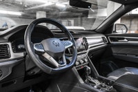 ... Engine: Moteur V6 3.6L L/100Km City: 13.1 L/100Km Hwy: 10.0 Safety Equipment Aide à la conduite... (image 9)