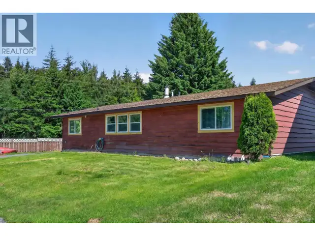 4 DRAKE STREET Kitimat, British Columbia in Houses for Sale in Kitimat - Image 3