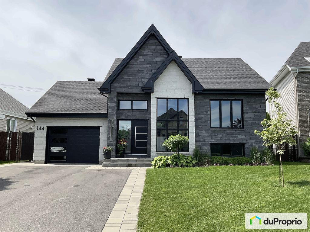 $875,000 - 1 1/2 Storey for sale in Repentigny (Repentigny) — photo 1