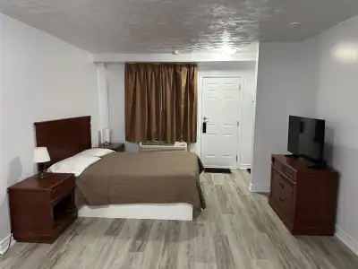 We have Rooms, Studios and One Bedroom apt in Ottawa that we rent on short or long term basis: --- N...