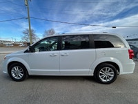 2019 DODGE GRAND CARAVAN SXT STOW N GO! NO ACCIDENTS, NO CLAIMS WITH GREAT SERVICE HISTORY! QualiTee... (image 7)