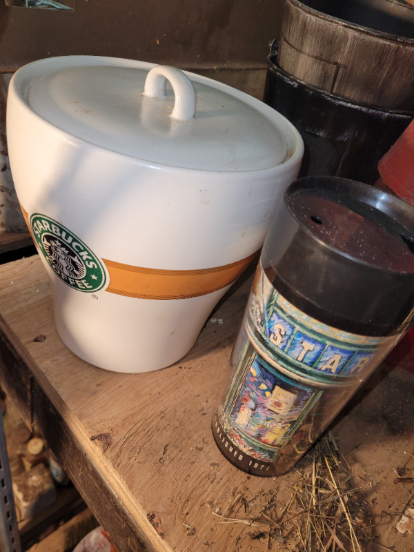 Starbucks canister and travel mug set. in Kitchen & Dining Wares in Belleville - Image 2