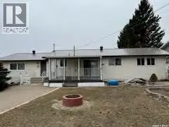 419 2nd AVENUE S Rockglen, Saskatchewan in Houses for Sale in Moose Jaw - Image 4