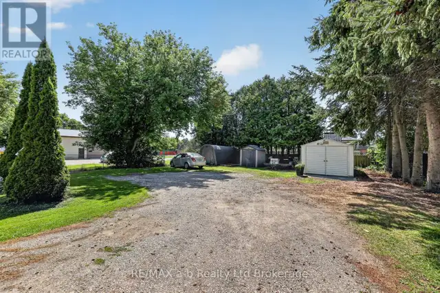 133 DUNDAS STREET Zorra (Thamesford), Ontario in Commercial & Office Space for Sale in Woodstock - Image 8
