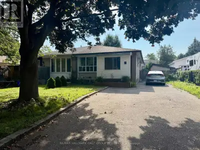 Welcome to 68 Tulloch! Conveniently located in South Ajax, this well-maintained bungalow offers a fu...