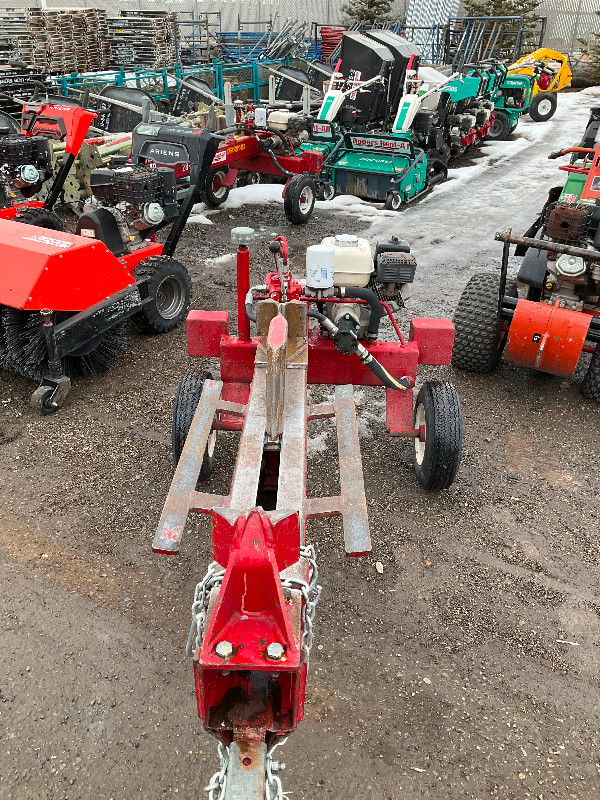 Log Splitter in Other in Calgary - Image 3