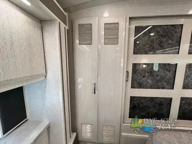 2024 Newmar New Aire 3549 Luxury Diesel Pusher in RVs & Motorhomes in Moncton - Image 64