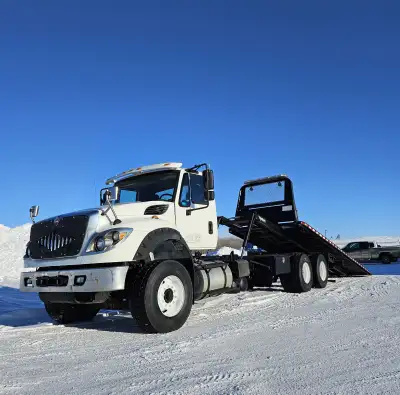 2016 International 7600 Work Star Tandem Roll-Back Recovery Deck Mileage: 358,992 km | Hours: 13,774...