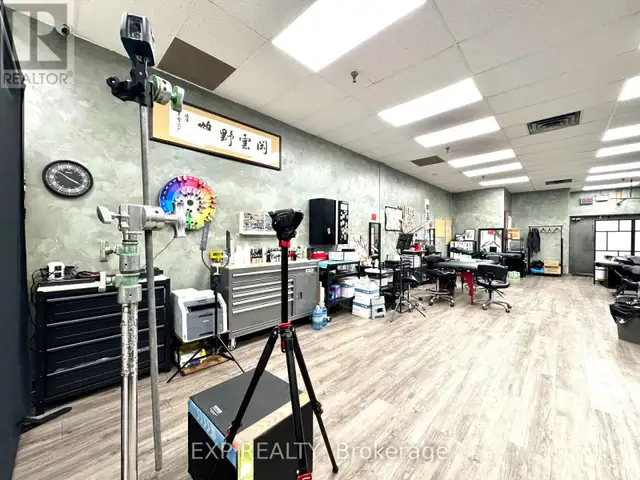 19 WOOTTEN WAY N Markham (Markham Village), Ontario in Commercial & Office Space for Rent in Markham / York Region - Image 15