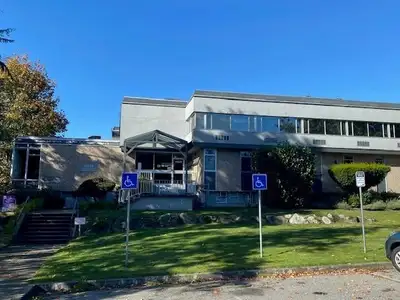Unit 207 - Main floor - Move-in ready, Direct 24-hour access from front and rear door (FOB System)....