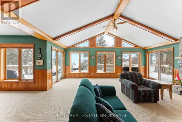 9856 HURON PLACE Lambton Shores (Grand Bend), Ontario in Houses for Sale in Grand Bend - Image 9