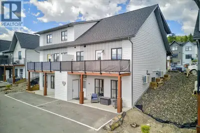 NEW HOME. SMART VALUE. MOUNTAIN VIEWS. Welcome to #46 Pinetree Valley, one of the final opportunitie...