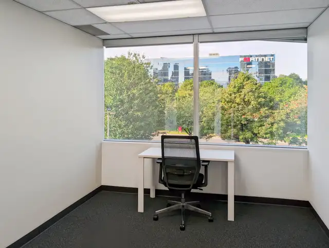 Office space for rent for 4 persons in Still Creek Dr Burnaby in Commercial & Office Space for Rent in Burnaby/New Westminster - Image 12