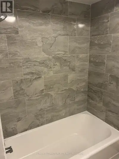 Location, location, location! This building and unit has character and space. This extra large 1 bed...
