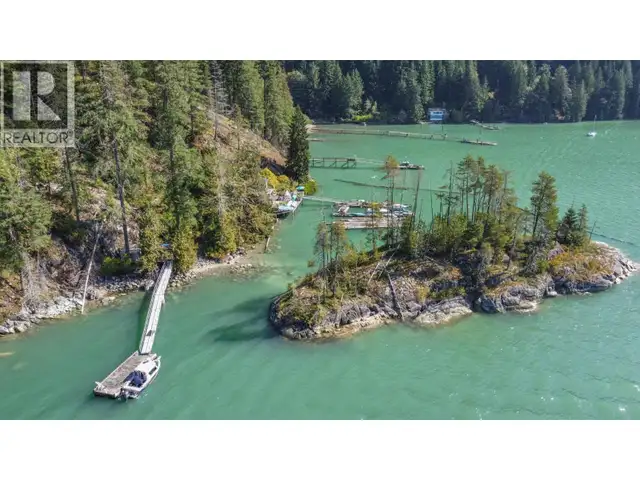1 BUNTZEN BAY North Vancouver, British Columbia in Land for Sale in Burnaby/New Westminster - Image 15