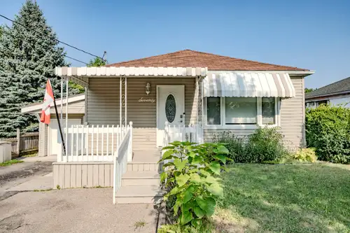 Charming Bungalow for Rent in Kitchener Available November 1st! Welcome to this gorgeous 2-bedroom,...
