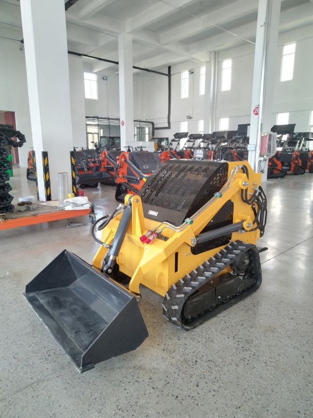Mini Skid Steer Tracked Compact Loader – Heavy-Duty T380 & T460 in Other Business & Industrial in Winnipeg - Image 4