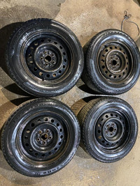 195 65 15 - RIMS AND TIRES - ALL SEASON- TOYOTA COROLLA + OTHERS