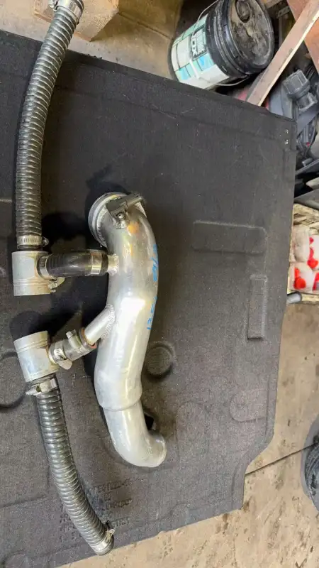 Turbo Charge Pipe for BMW 135 (Re#91C) in Other Parts & Accessories in Richmond - Image 2
