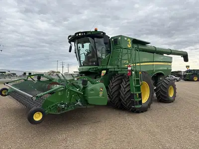 Welcome to Horizon Ag & Turf Location: Horizon Ag & Turf Edmonton West 2020 John Deere S780 Combine...