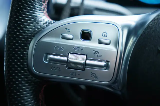 2022 Mercedes-Benz A-Class in Cars & Trucks in Markham / York Region - Image 35