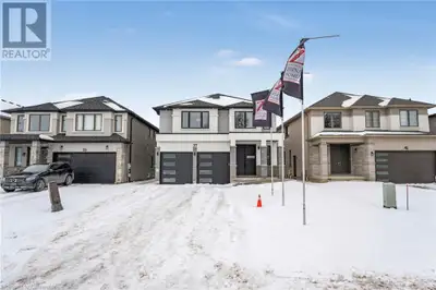 Stunning property located in Ancaster! This custom-built gem offers luxurious living with 4 bedrooms...
