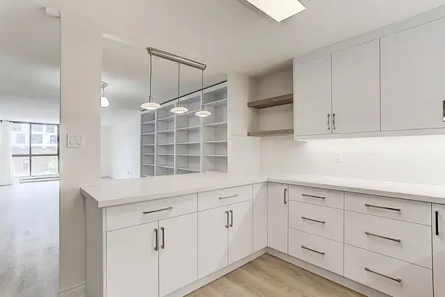 188 Spadina Ave - 405 in Long Term Rentals in City of Toronto - Image 5
