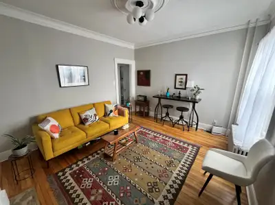 1 Bedroom plus den Heat and Hot Water Included