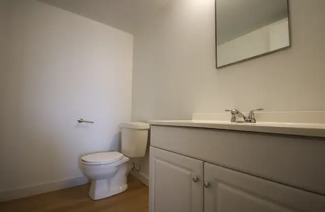 All Inclusive Student Rentals in Long Term Rentals in Kitchener / Waterloo - Image 7