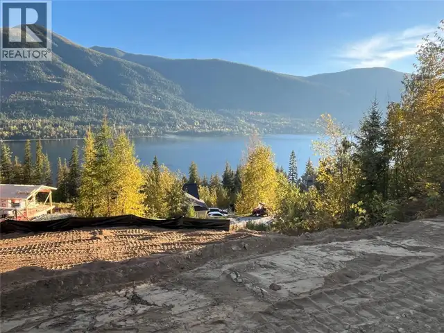 155 Lakeview Drive Nelson, British Columbia in Land for Sale in Nelson - Image 6