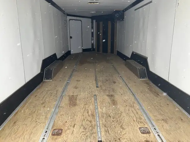 2019 Triton Trailers 8.5x22 + V-Nose All Aluminum Snowmobile Tra in Cargo & Utility Trailers in Oakville / Halton Region - Image 10