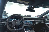 Audi RS 7 SB quattro Performance 2025: - Extérieur gris NARDO avec intérieur en cuir haut de gamme n... (image 9)